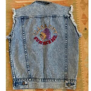 Vintage Vest Womens S/XS Clara City Summer Rec Embroidered Acid Wash Denim